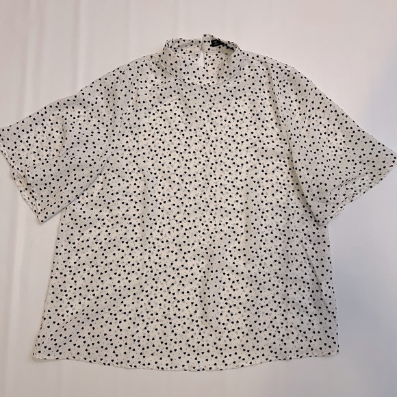 BLACK & WHITE HIGH NECK BLOUSE - Picture 4 of 6